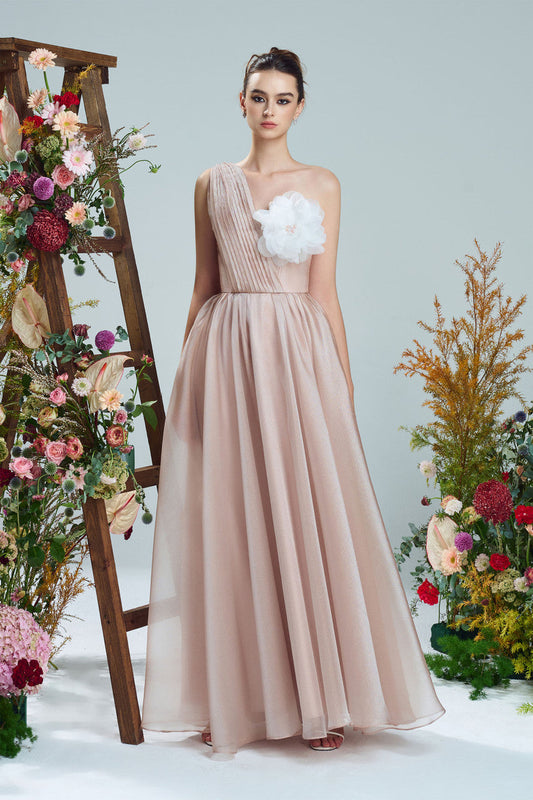 The Pink One-Shoulder Floral Appliqué Gown featured a strapless bodice with a floral embellishment.