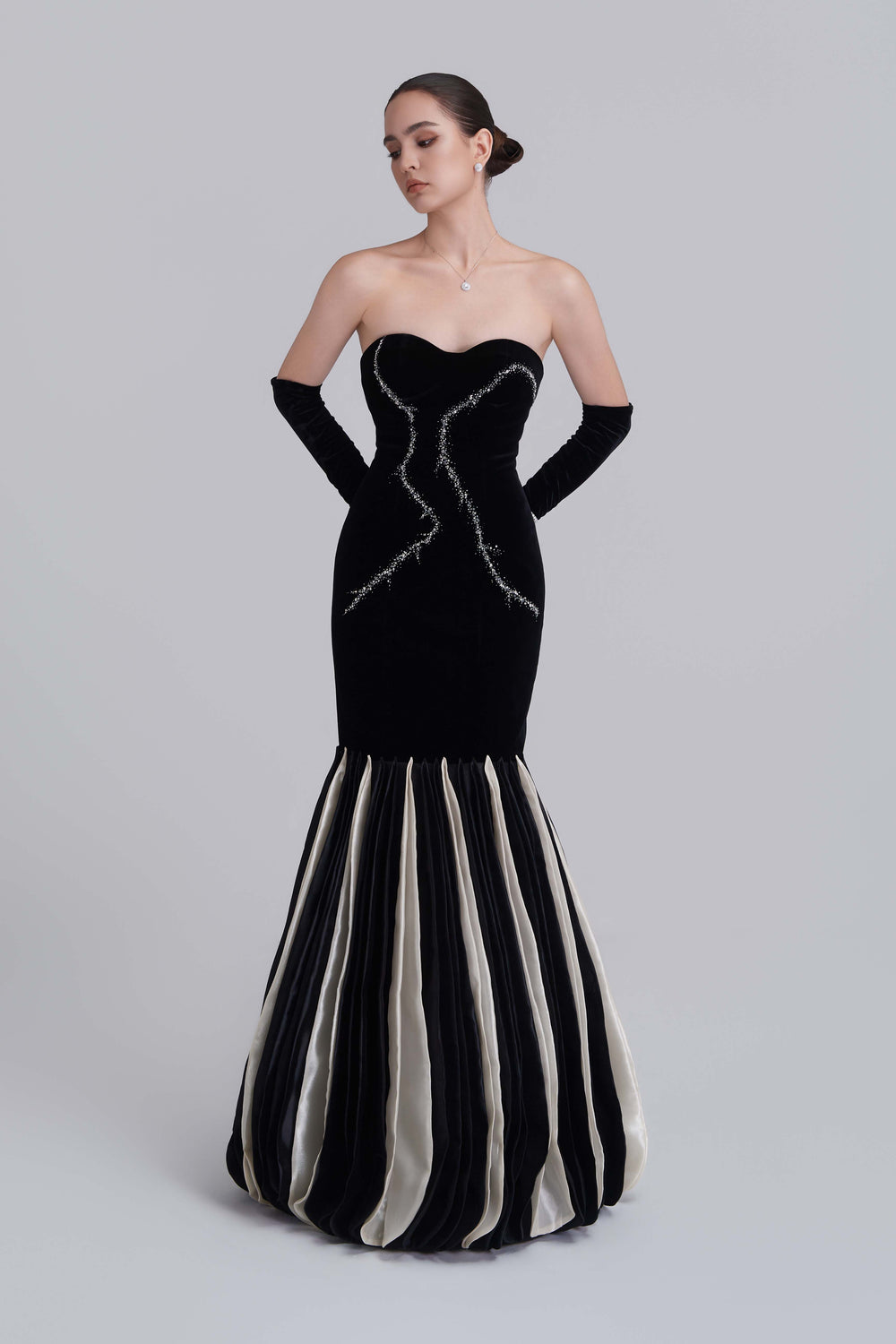 Bridget Strapless Embroidery Mermaid Maxi Dress With Gloves