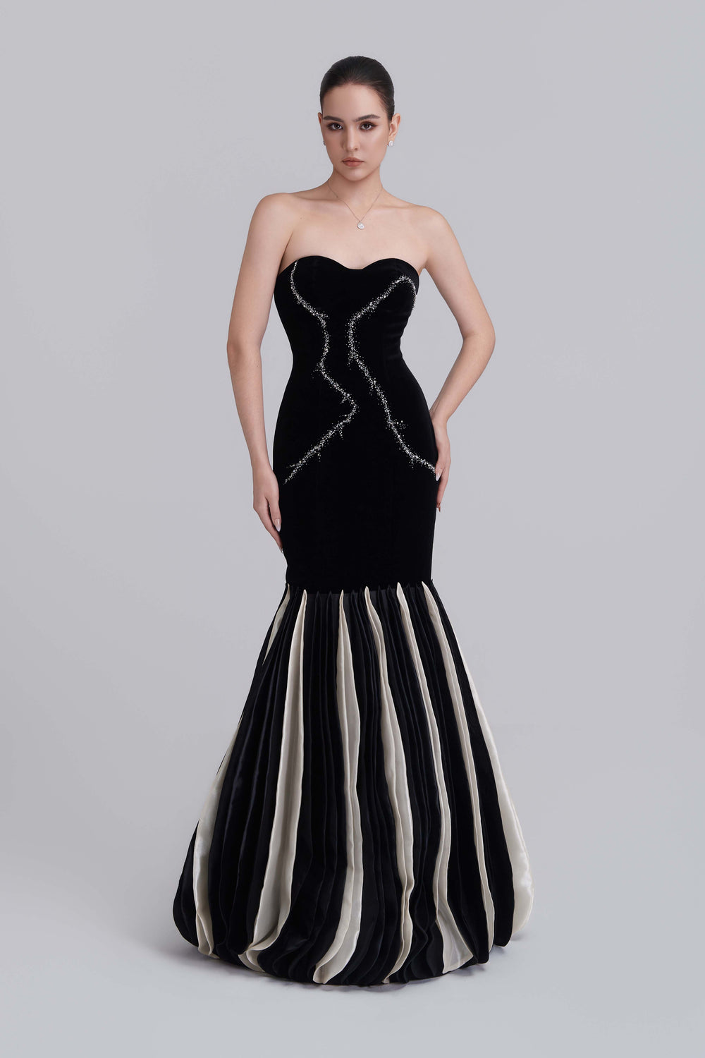 Bridget Strapless Embroidery Mermaid Maxi Dress With Gloves