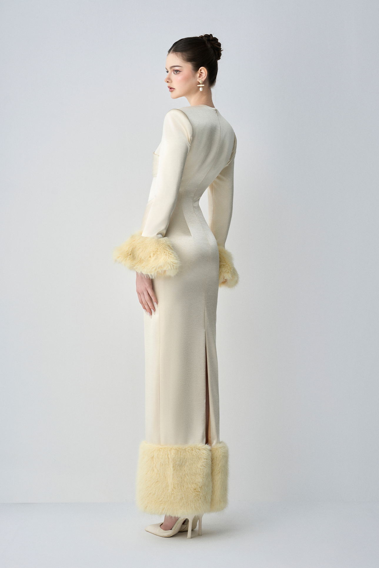 Valentina Round Neckline Long Sleeves Bodycon Maxi Dress With Feathers