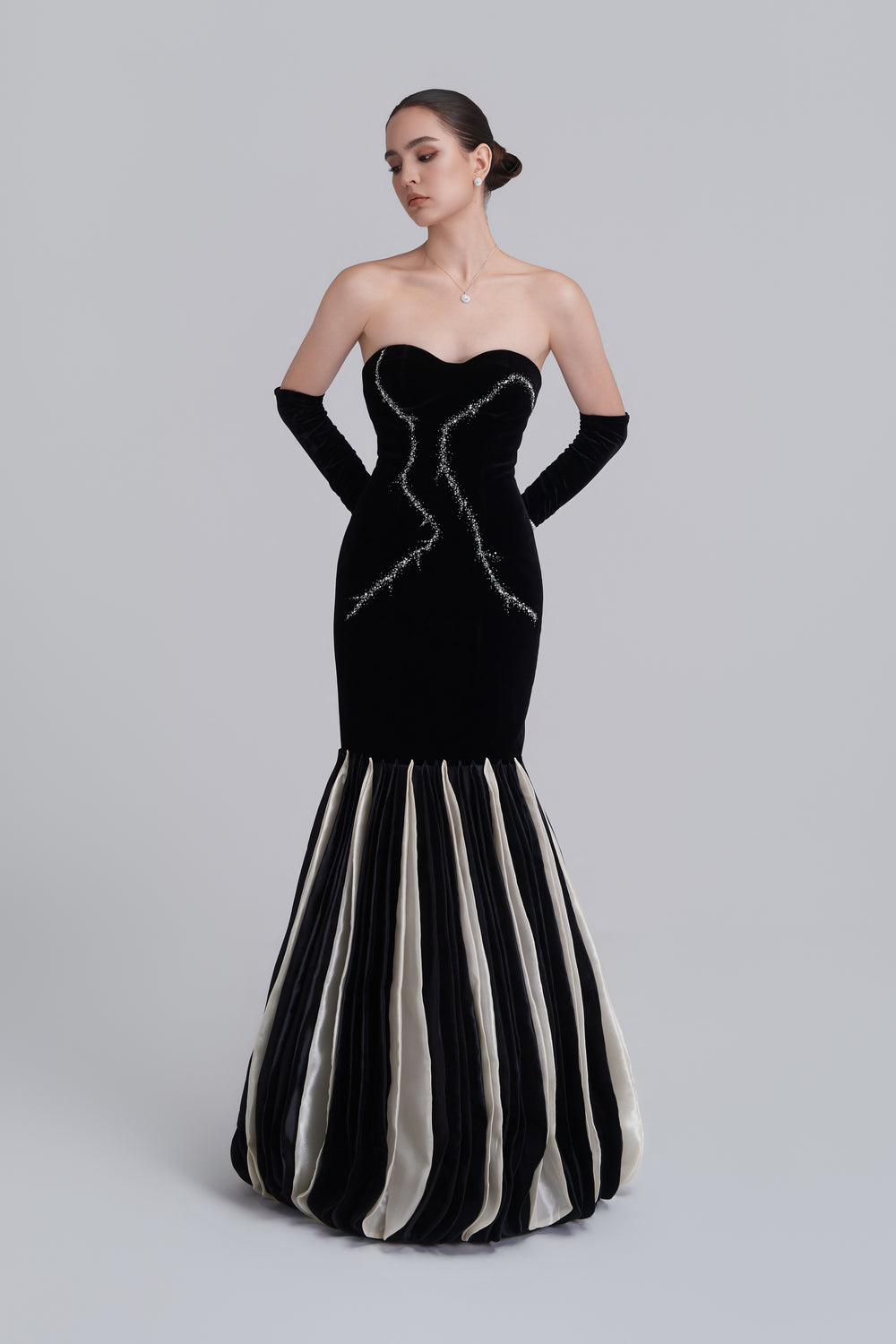 Bridget Strapless Embroidery Mermaid Maxi Dress With Gloves