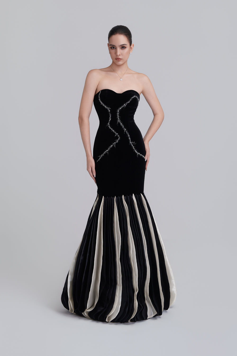 Bridget Strapless Embroidery Mermaid Maxi Dress With Gloves