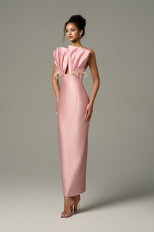 The Pink Feather & Crystal Embellished Maxi Dress features a delicate bow detailing on the bust cup.