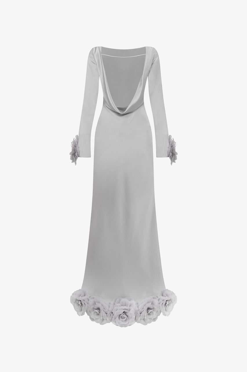 Robe sirène en soie avec fleurs artisanales, chef-d'œuvre