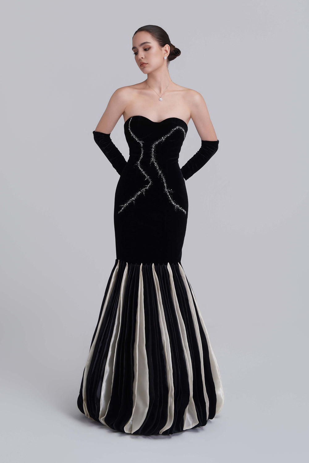Bridget Strapless Embroidery Mermaid Maxi Dress With Gloves